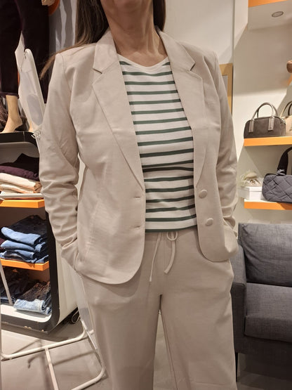 Freequent Da Blazer