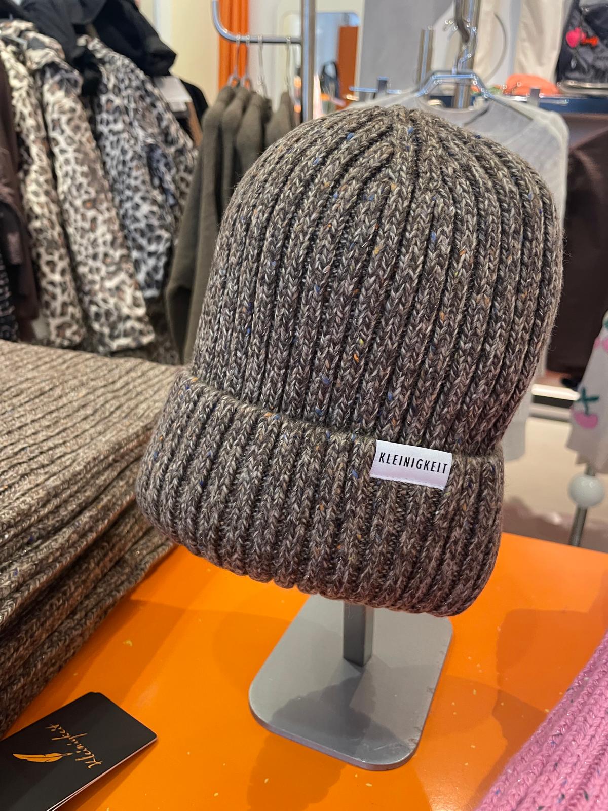 Kleinigkeit Da Mütze